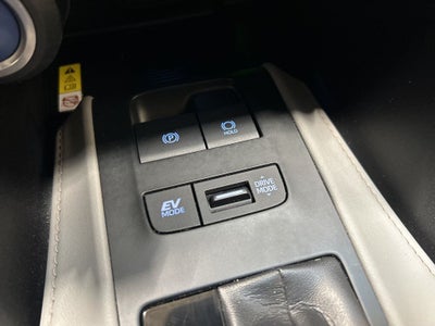 2022 Toyota Venza LE