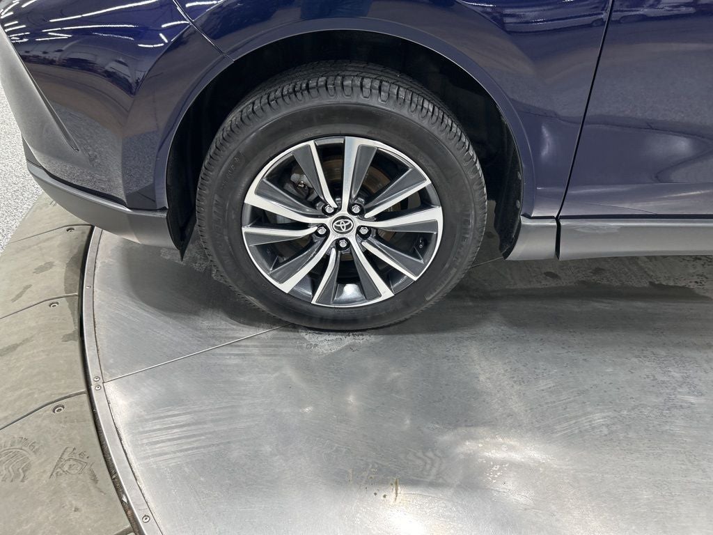 2022 Toyota Venza LE