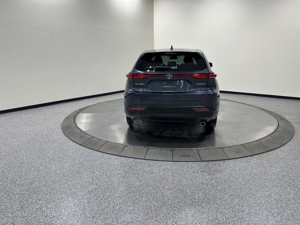 2022 Toyota Venza LE