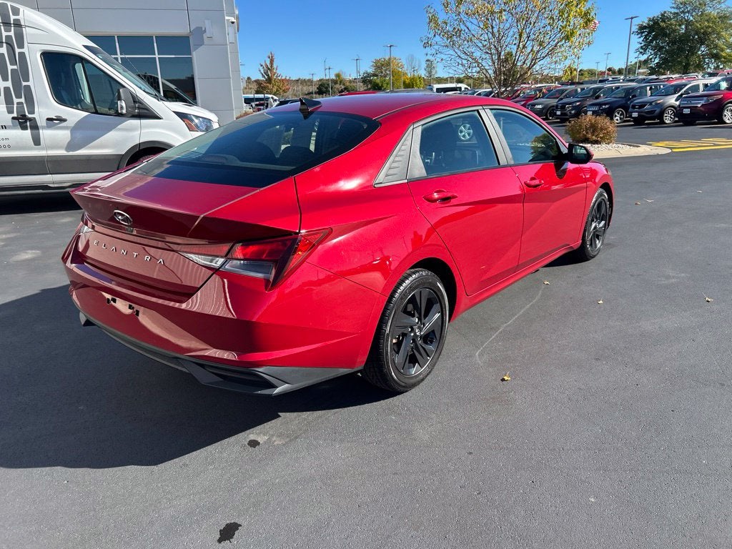 2022 Hyundai Elantra SEL
