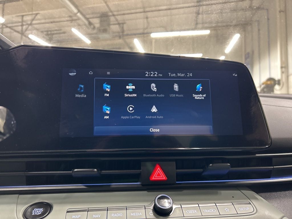 2025 Hyundai Elantra Hybrid Limited