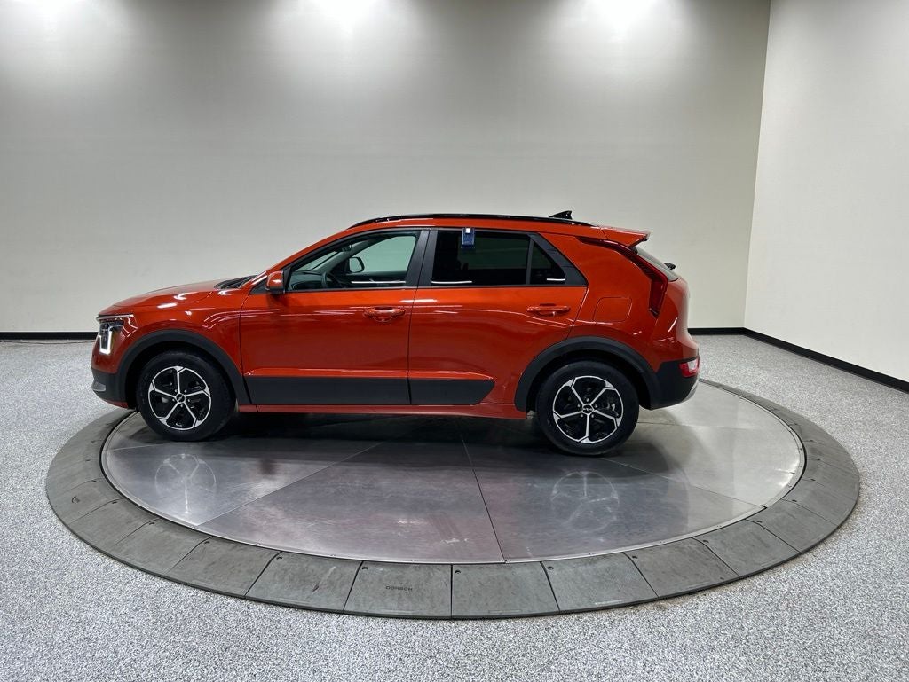 2023 Kia Niro LX