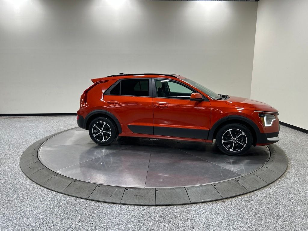 2023 Kia Niro LX