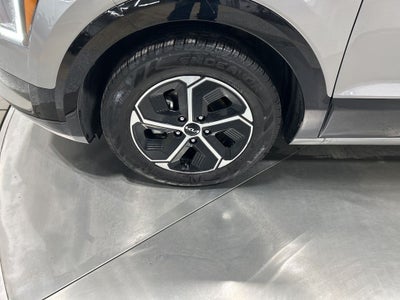 2023 Kia Niro SX