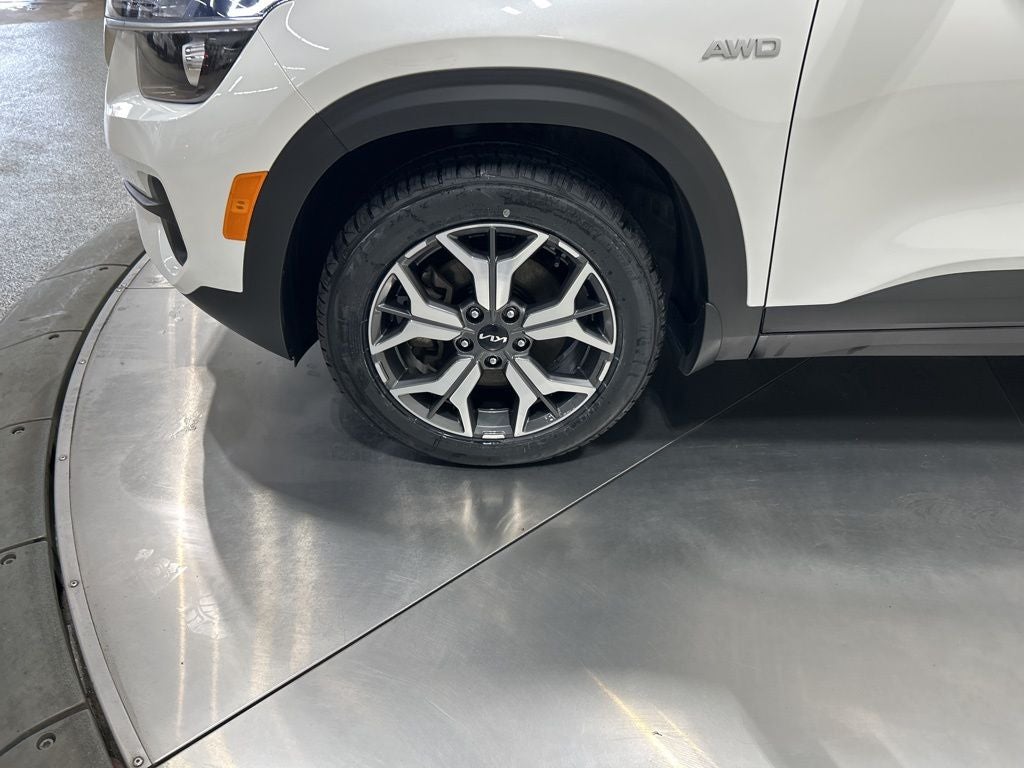 2023 Kia Seltos EX