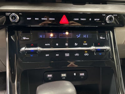 2023 Kia Carnival EX