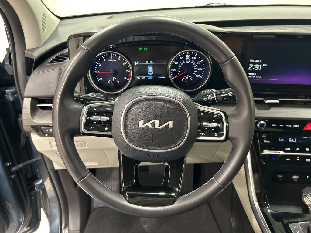 2023 Kia Carnival EX