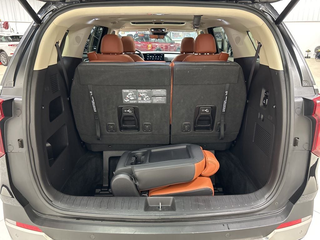 2025 Kia Carnival SX