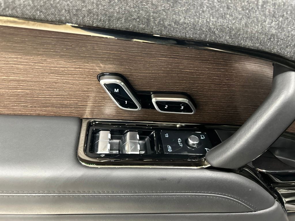 2023 Land Rover Range Rover Sport SE