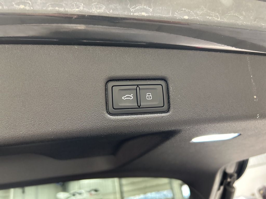 2025 Audi Q5 2.0T Premium Plus quattro