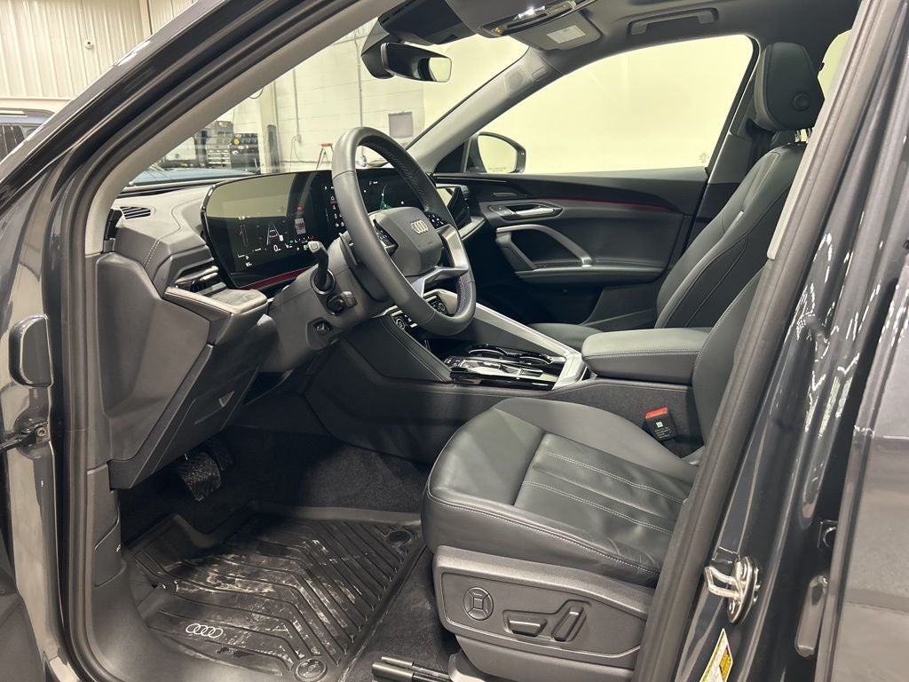 2025 Audi Q5 2.0T Premium Plus quattro