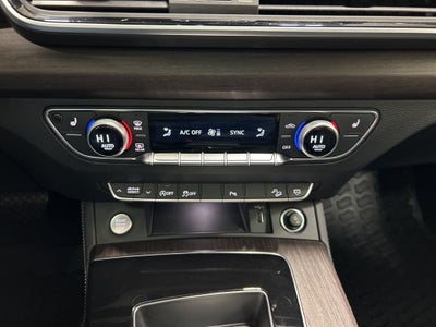 2024 Audi Q5 45 S line Premium quattro