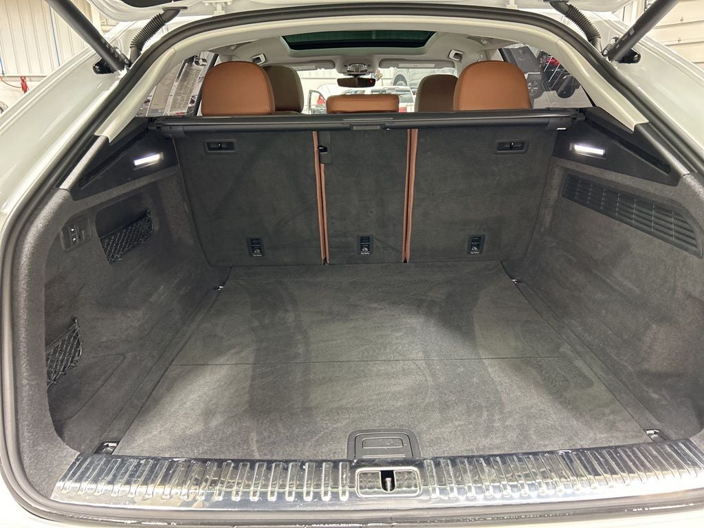 2023 Audi Q8 55 Prestige quattro