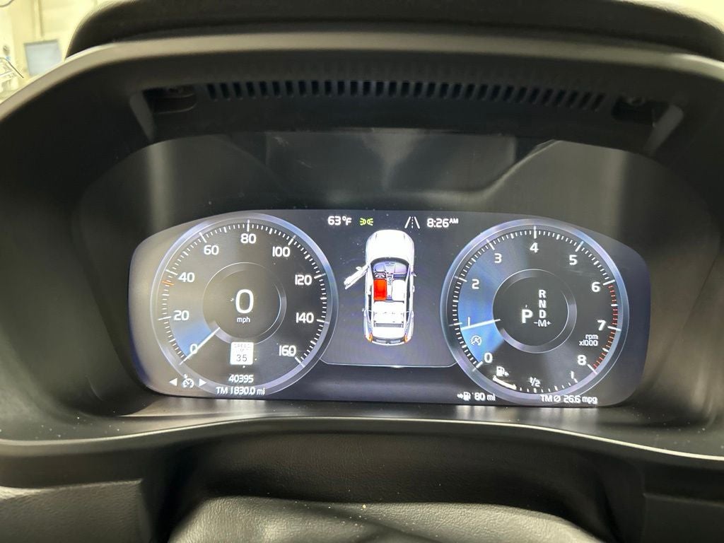 2022 Volvo XC40 Momentum