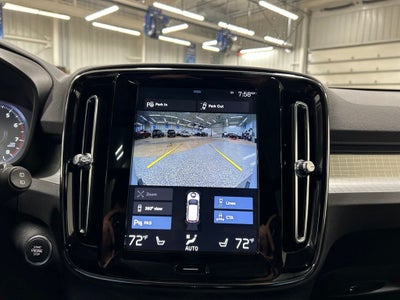 2019 Volvo XC40 Momentum