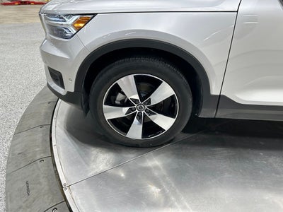 2019 Volvo XC40 Momentum