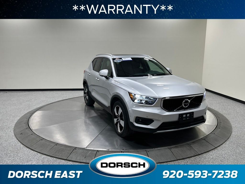 2019 Volvo XC40 Momentum