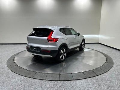 2019 Volvo XC40 Momentum