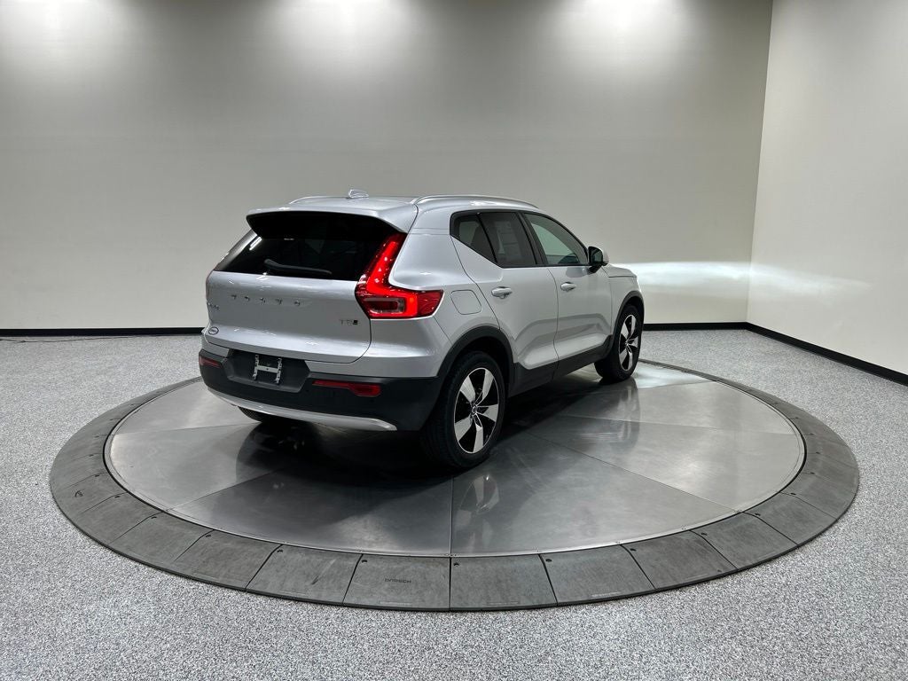 2019 Volvo XC40 Momentum