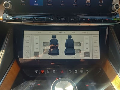 2022 Jeep Grand Wagoneer Series III