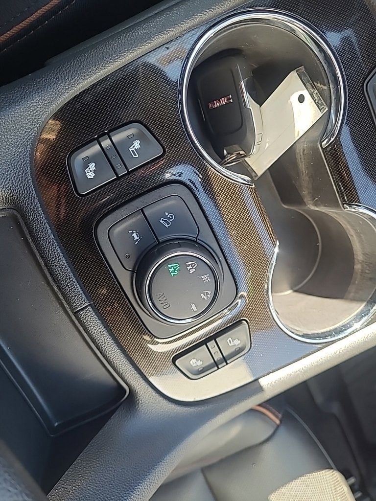 2020 GMC Acadia AT4