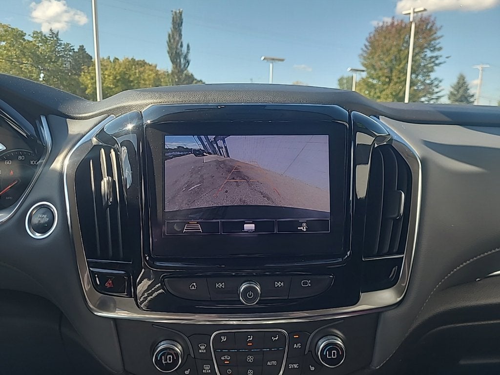 2021 Chevrolet Traverse LT Leather