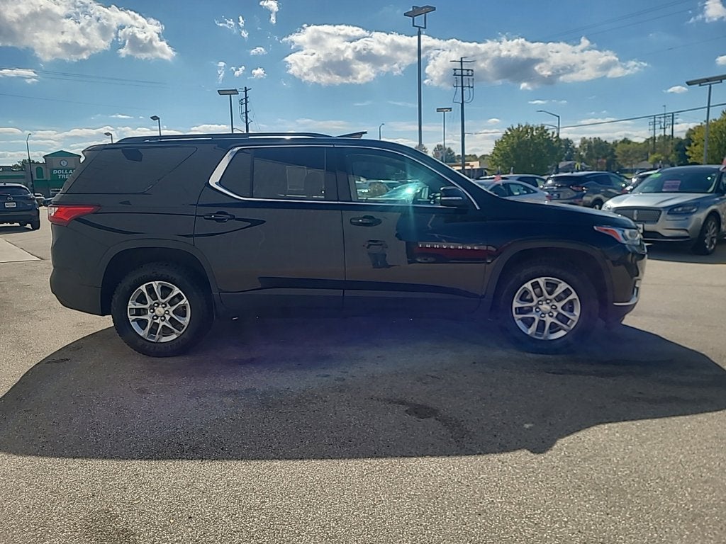 2021 Chevrolet Traverse LT Leather