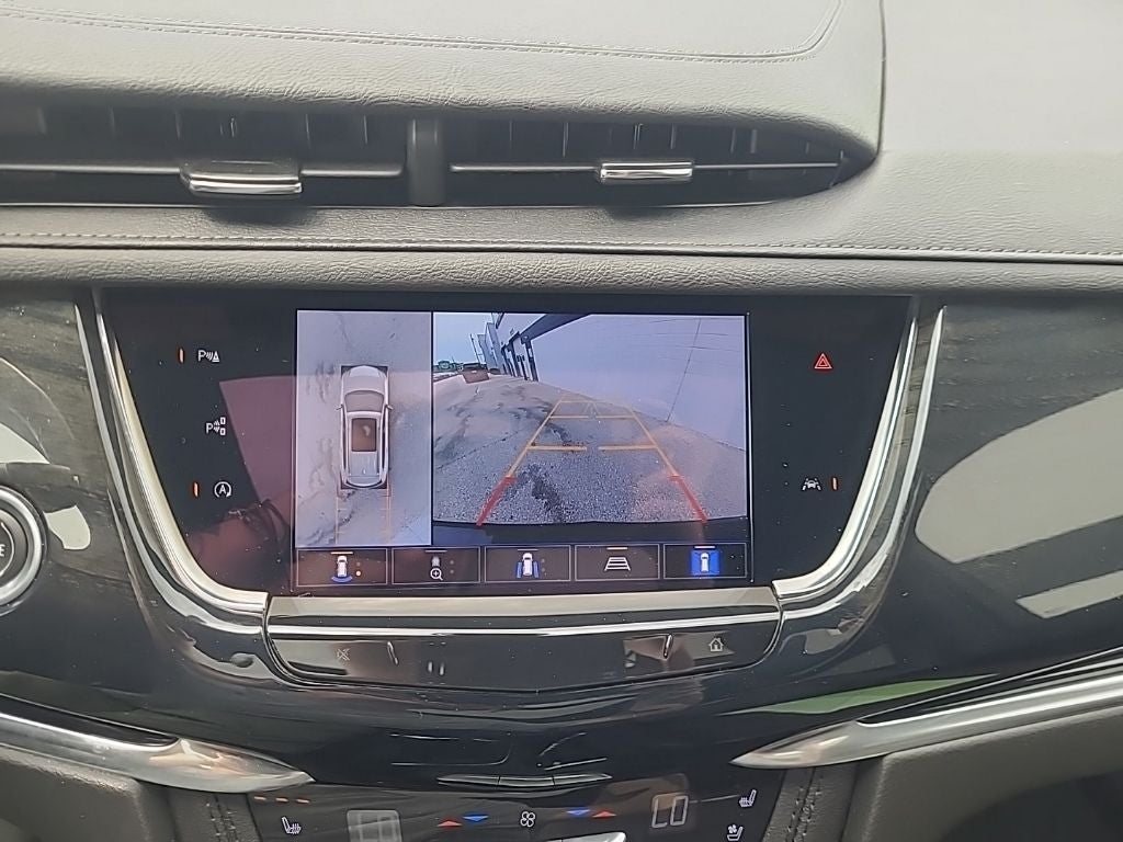 2023 Cadillac XT6 Premium Luxury