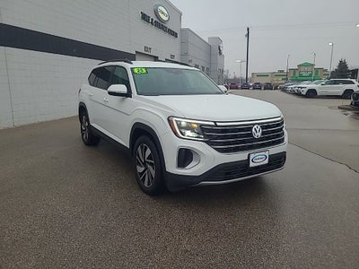 2025 Volkswagen Atlas 2.0T SE w/Technology