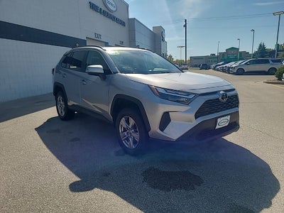 2022 Toyota RAV4 XLE