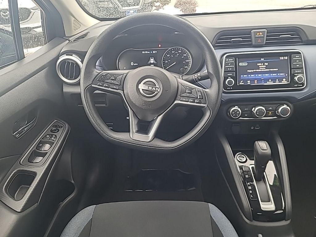 2023 Nissan Versa 1.6 SV