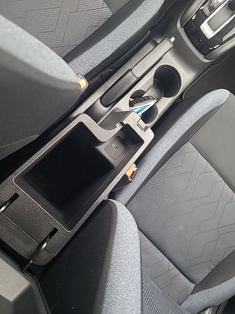 2023 Nissan Versa 1.6 SV