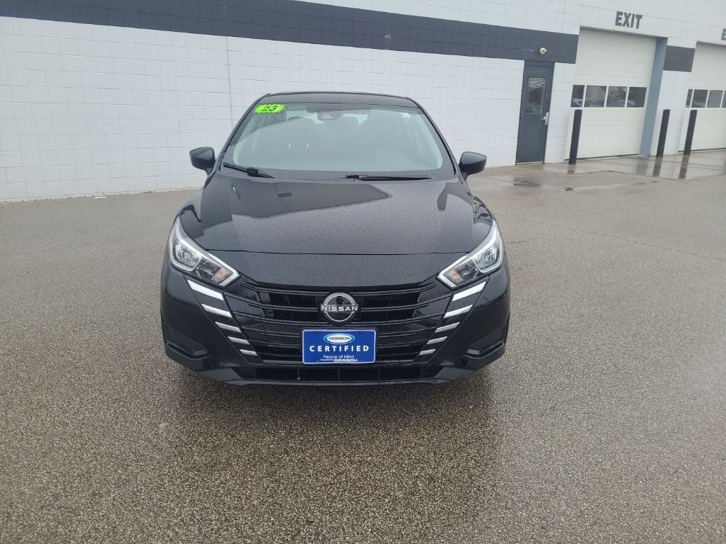 2023 Nissan Versa 1.6 SV