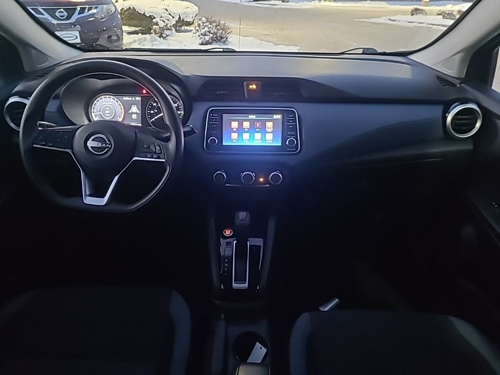 2023 Nissan Versa 1.6 SV