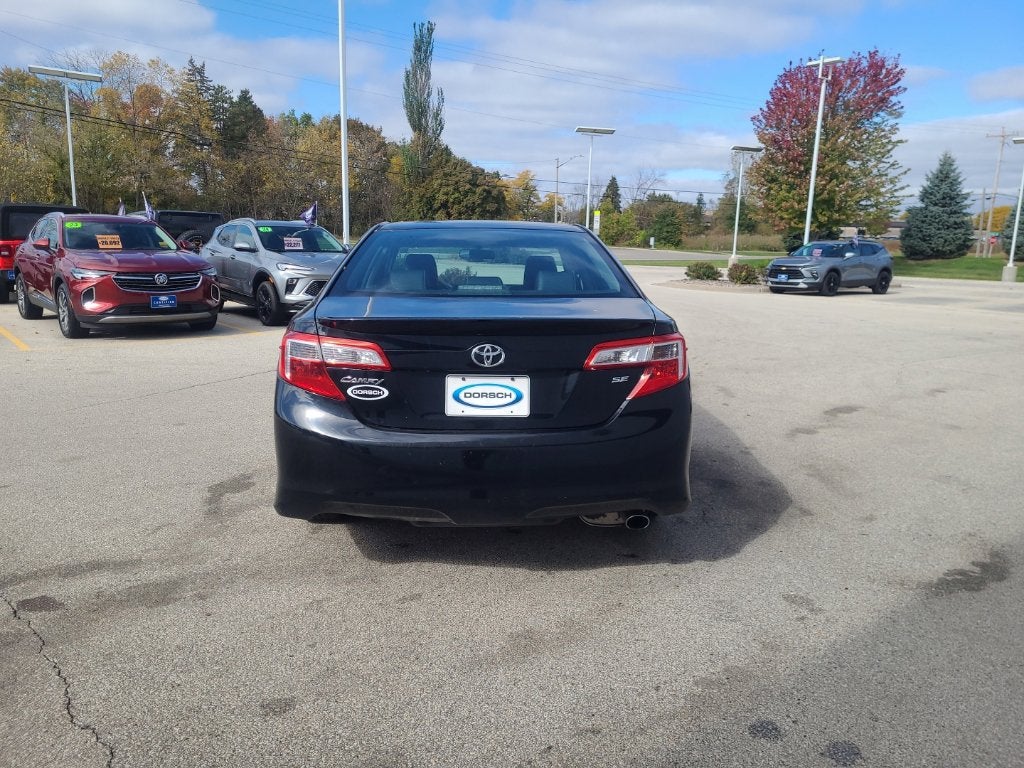 2014 Toyota Camry SE