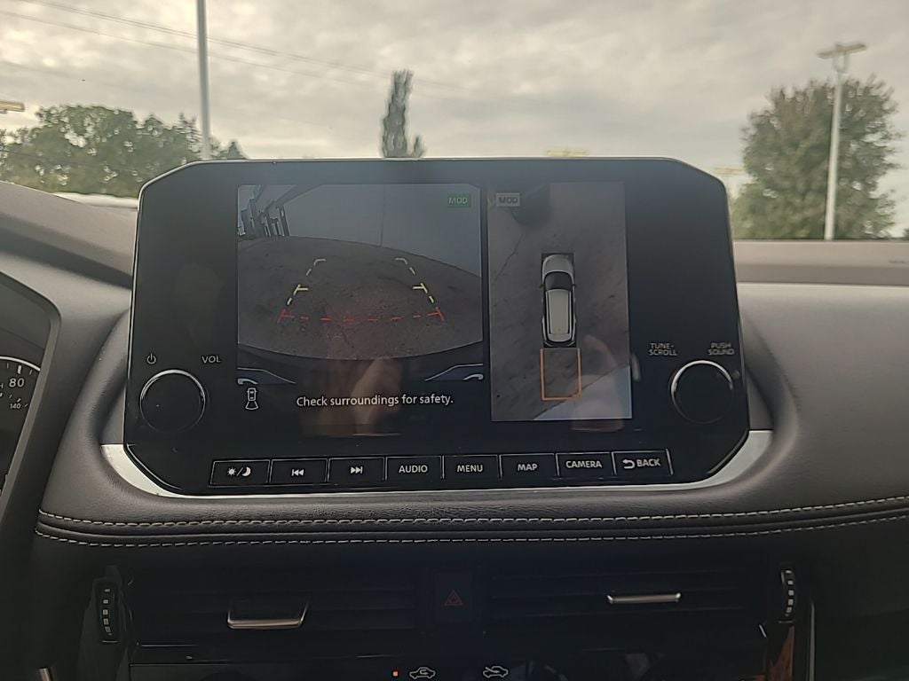 2023 Nissan Rogue SL Premium