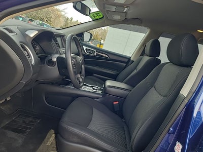 2020 Nissan Pathfinder SV