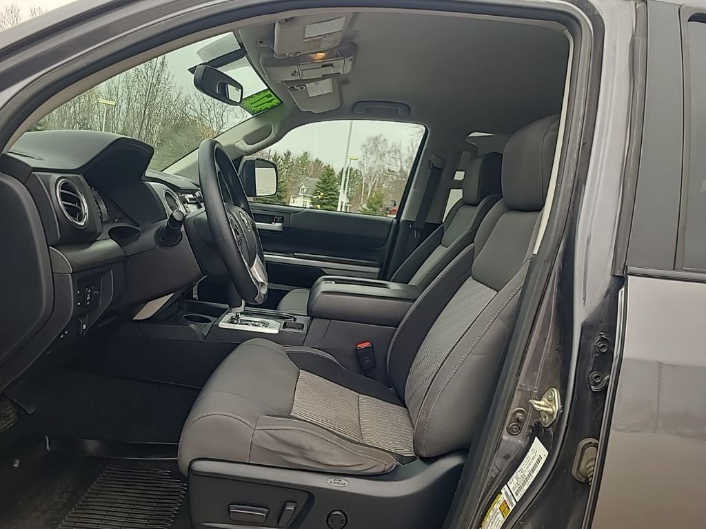 2017 Toyota Tundra SR5