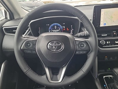 2024 Toyota Corolla Cross XLE