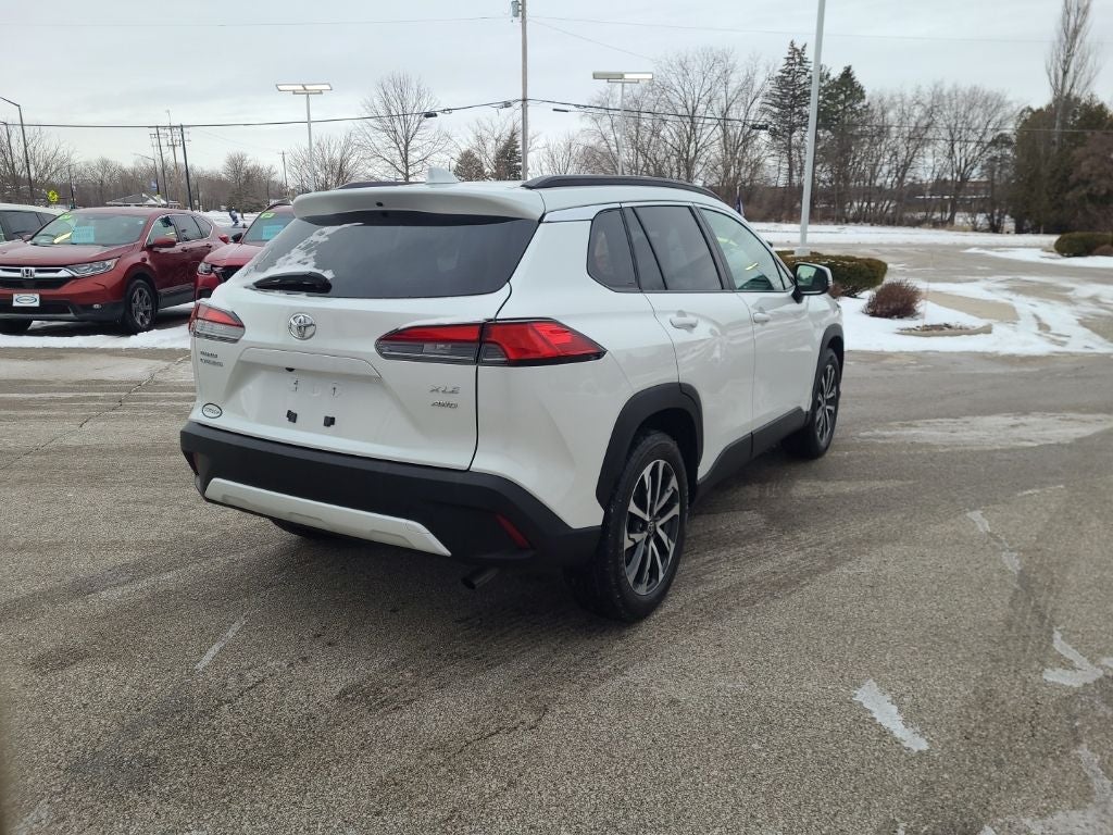 2024 Toyota Corolla Cross XLE