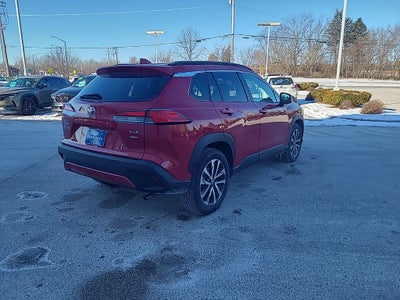 2024 Toyota Corolla Cross XLE