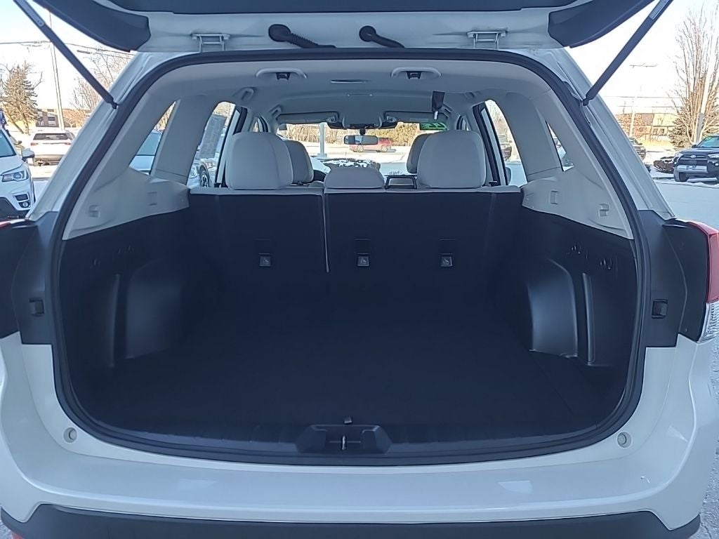 2022 Subaru Forester Base