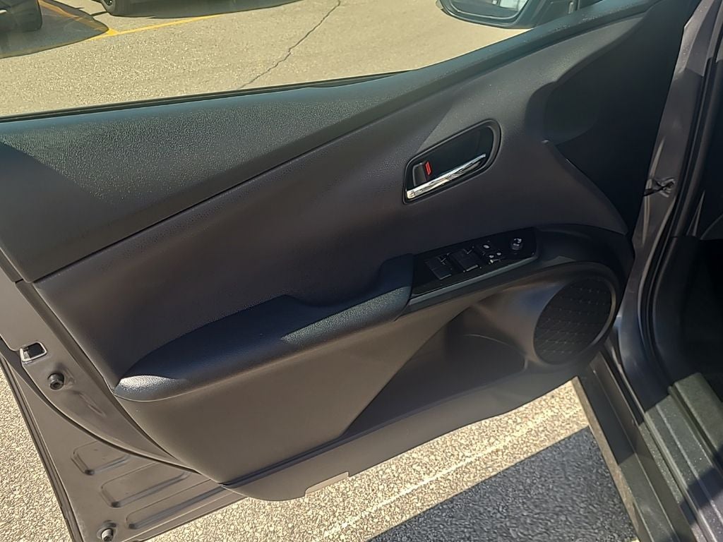 2022 Toyota Prius LE