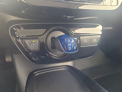 2022 Toyota Prius LE