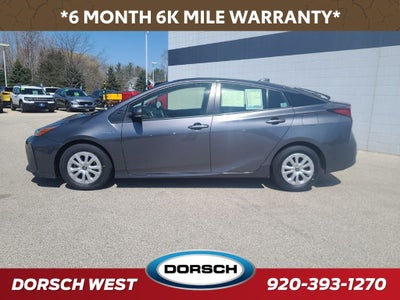 2022 Toyota Prius LE