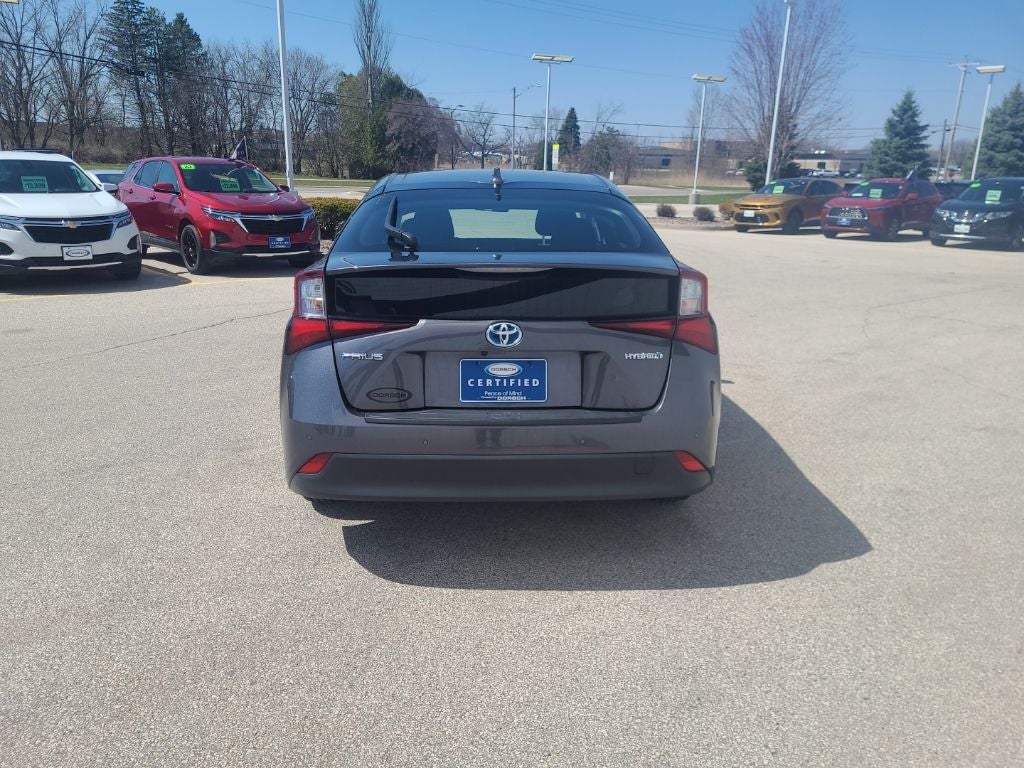 2022 Toyota Prius LE