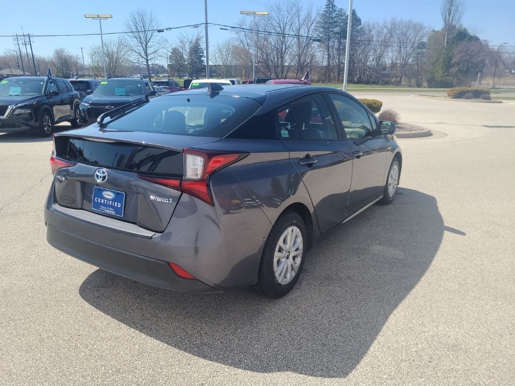 2022 Toyota Prius LE