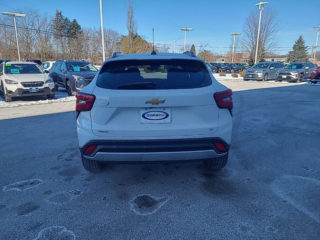 2024 Chevrolet Trax LT