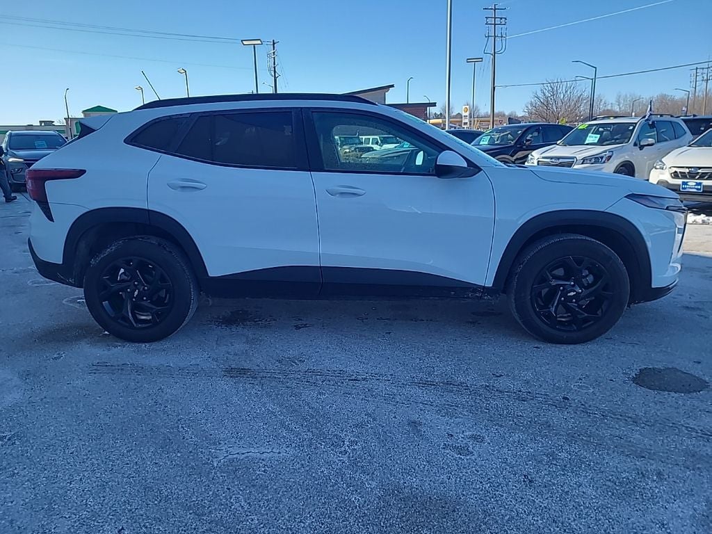 2024 Chevrolet Trax LT