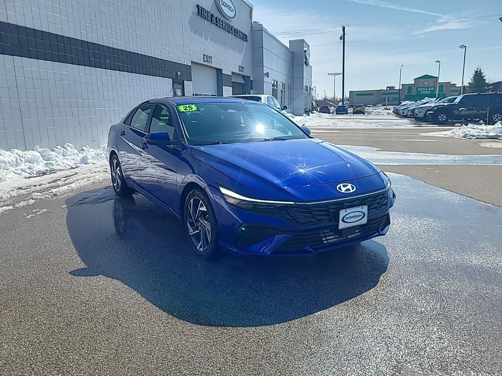 2025 Hyundai Elantra Hybrid Limited